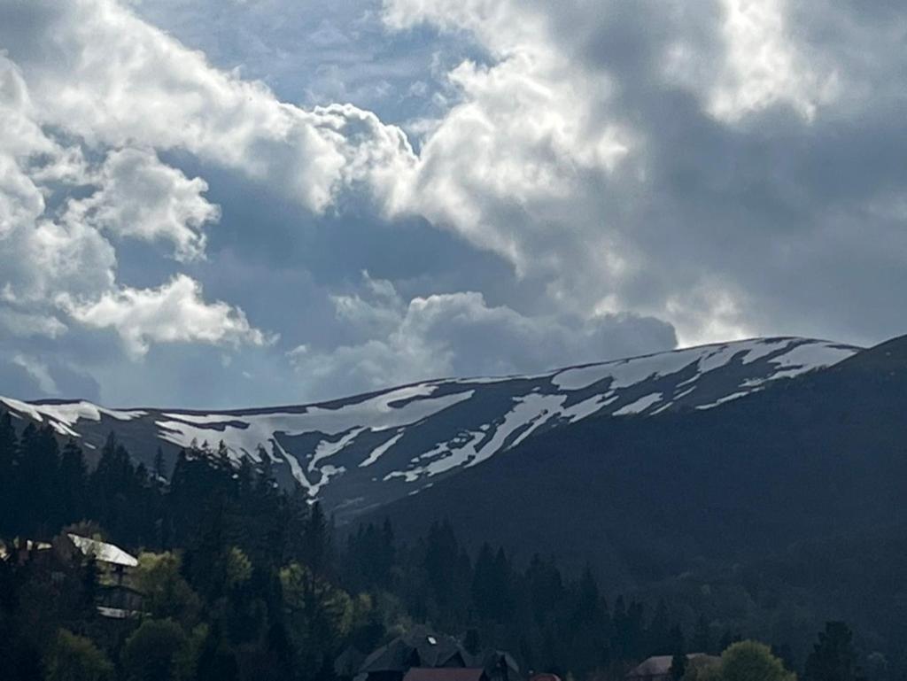 Hotel Piatkovskiy Pilipets Dış mekan fotoğraf