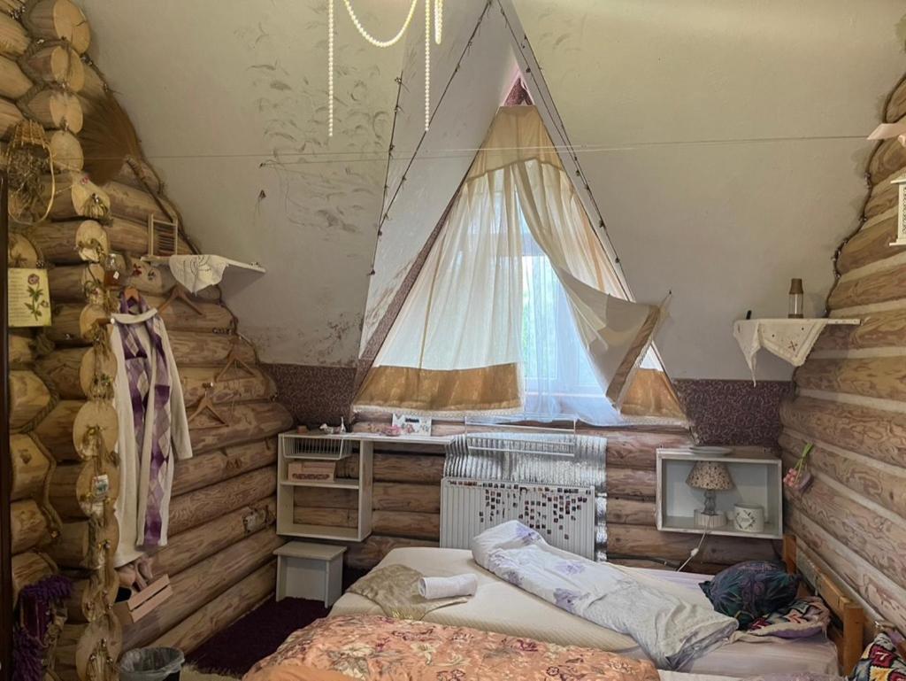 Hotel Piatkovskiy Pilipets Dış mekan fotoğraf